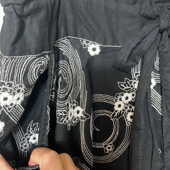 Max Studio Black White Embroidered Wrap Drawstring Waist Cotton Skirt Size S - Picture 8 of 15